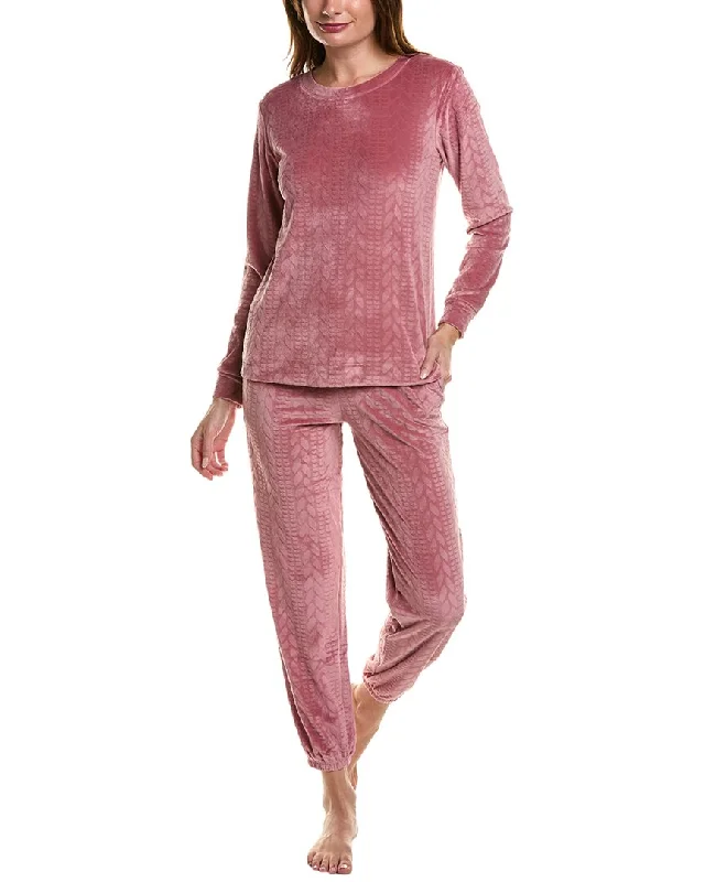 women's pajamas for those who seek cozy, all-night comfortJones New York Pajama Pant Set