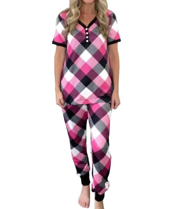 women's pajamas with an elasticized cuffsPlaid Pajama Lounge Set In Pink