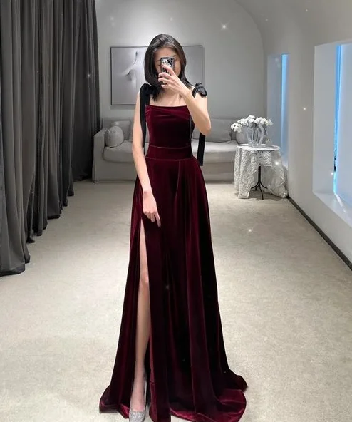 Women's Wide Collar DressesA Line Burgundy Prom/Party Dress     S1946