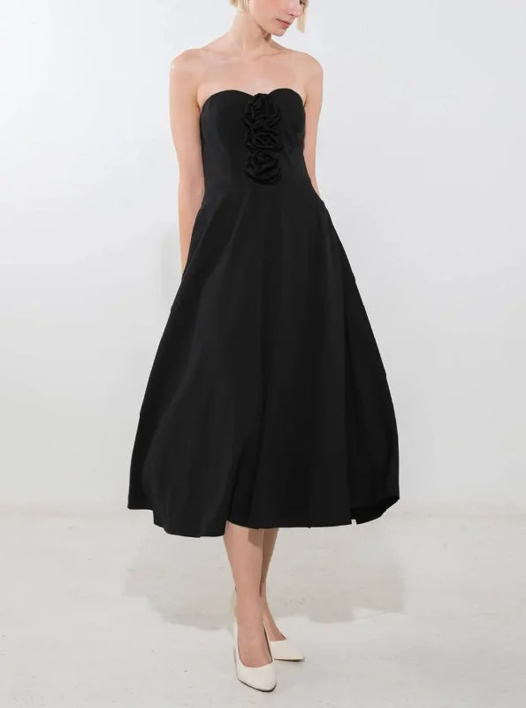 Women's Sweetheart Hem SkirtsEvening Dress Strapless Center Rosette Full Skirt Back Zipper Closure Backless Black Formal Dress