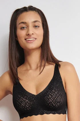 convertible bra with hook-and-eye closureZero feel Bra SLOGGI