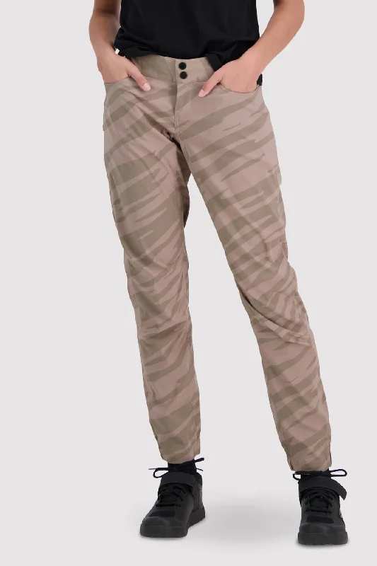 Women's Fall ShortsVirage Bike Pants - Undercover Camo