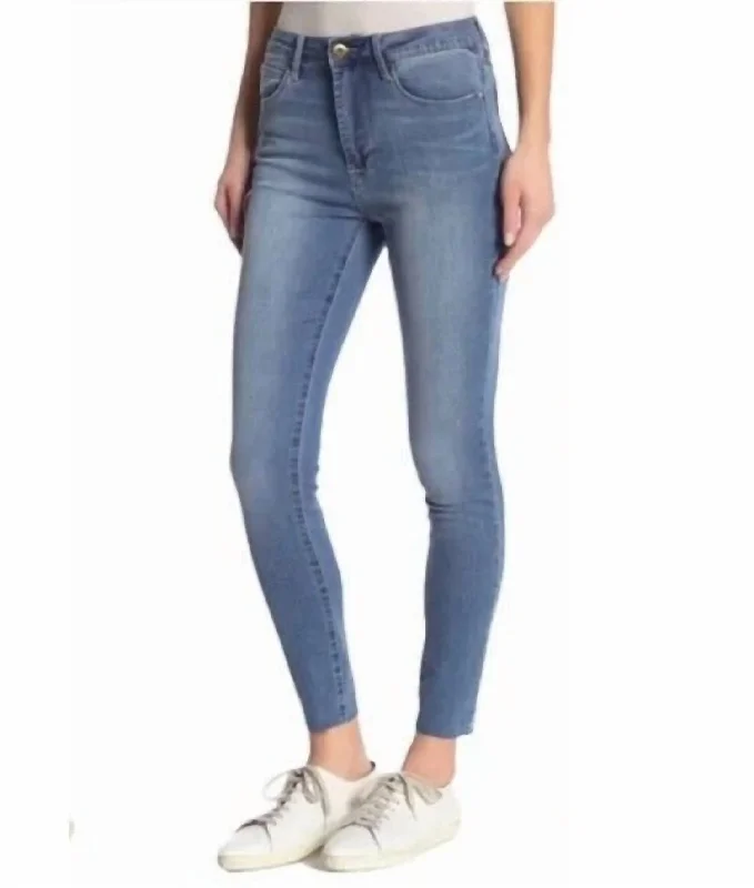 Women's Jodhpurs with Keyhole NeckHeather Super Soft Skinny Fit Jeans In Blue