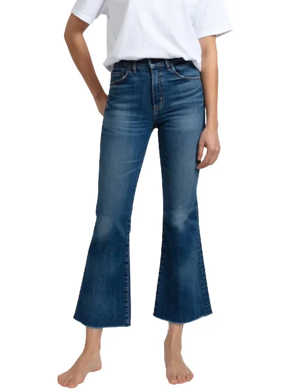 Women's Jodhpurs with Mandarin CollarGeek Flare Jean In Auburn